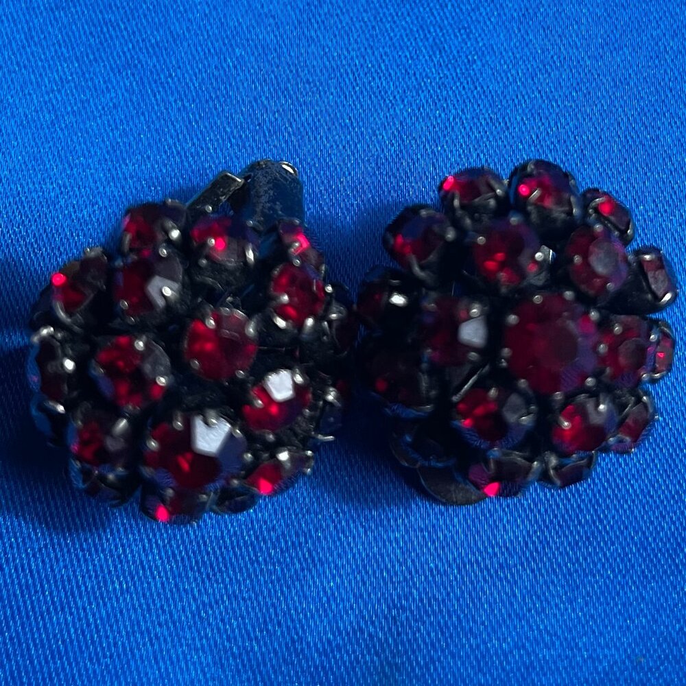 Vintage Red Rhinestone Cluster Clip-On Earrings